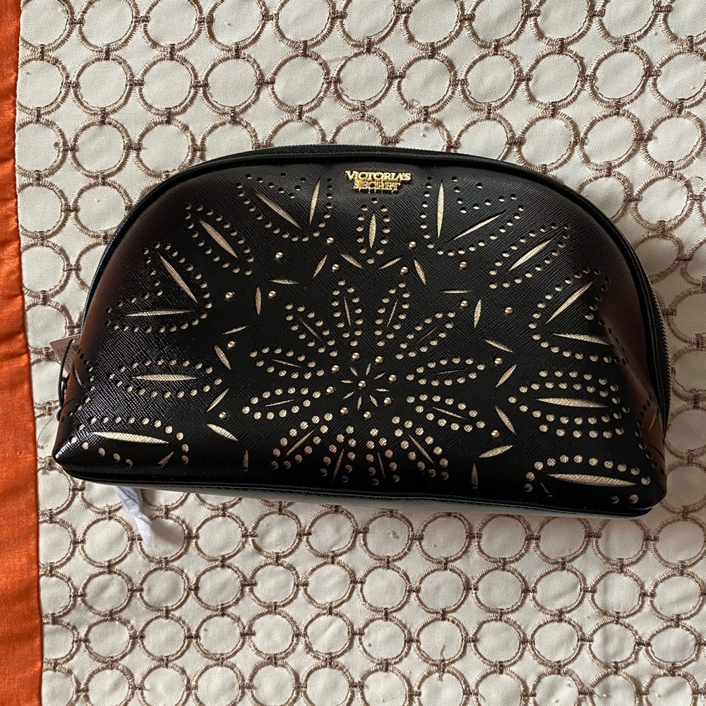 Victoria’s Secret Glam Bag - Picture 2 of 6